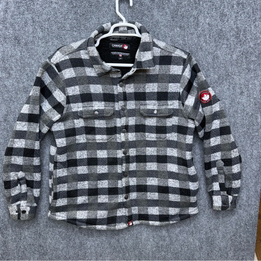 Canada Weather Gear Plush Sherpa Lined Flannel Shacket Black/Grey Plaid L Large‎
